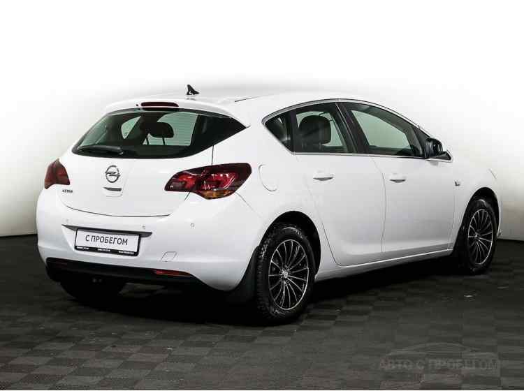 Opel Astra J