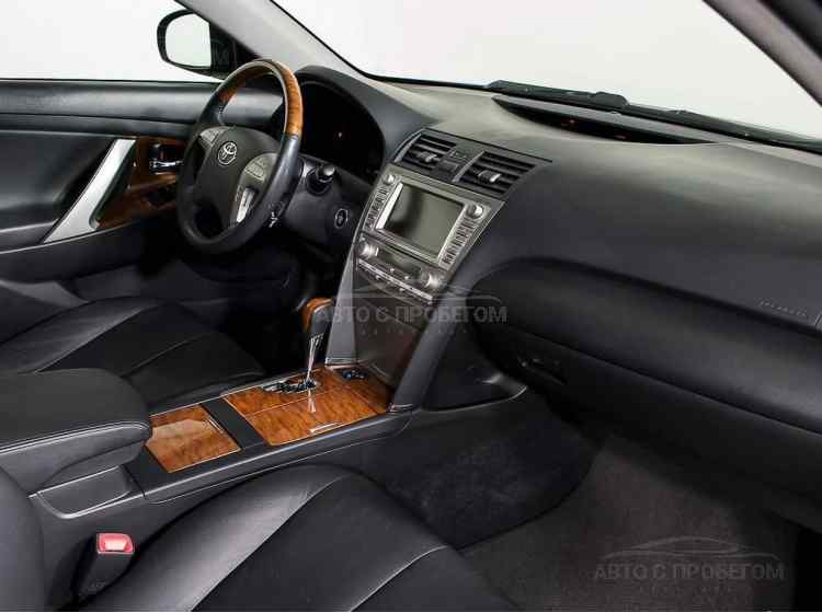 Toyota Camry VII (XV50)