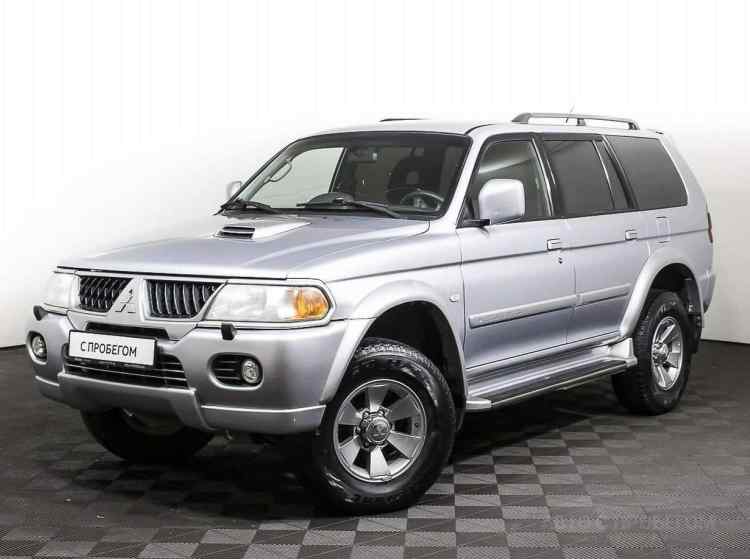 Mitsubishi Pajero Sport II