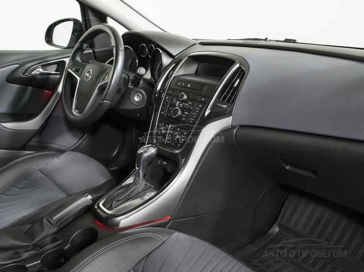 Opel Astra J Рестайлинг