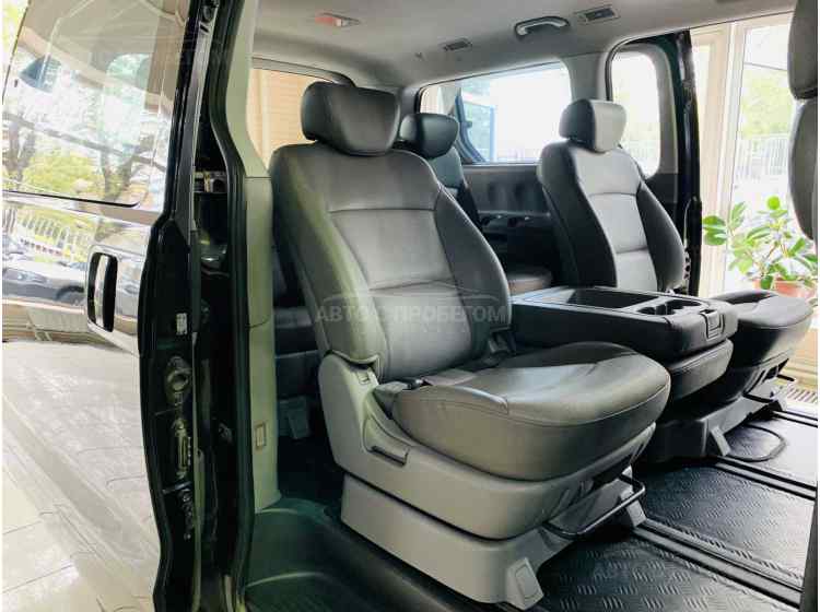 Hyundai Grand Starex I