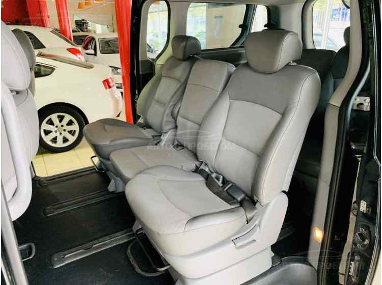 Hyundai Grand Starex I
