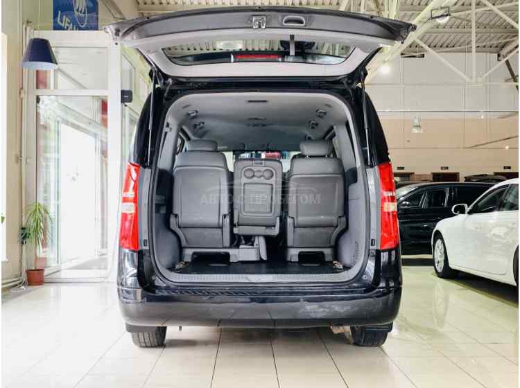 Hyundai Grand Starex I