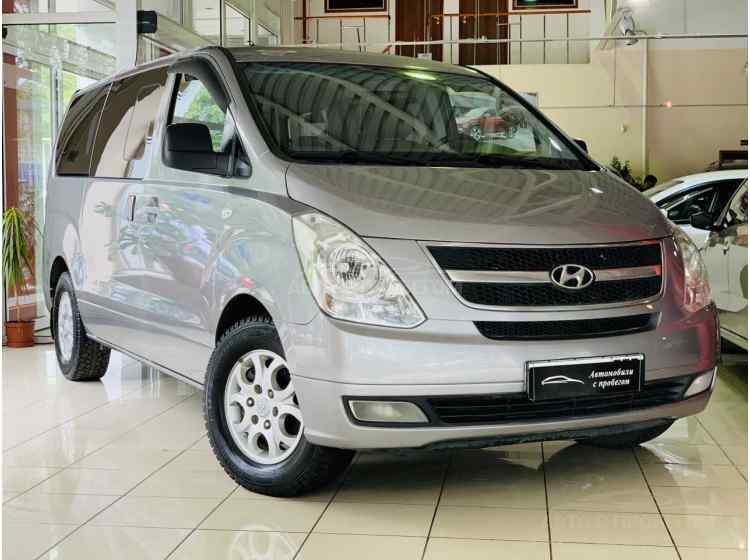 Hyundai Grand Starex I