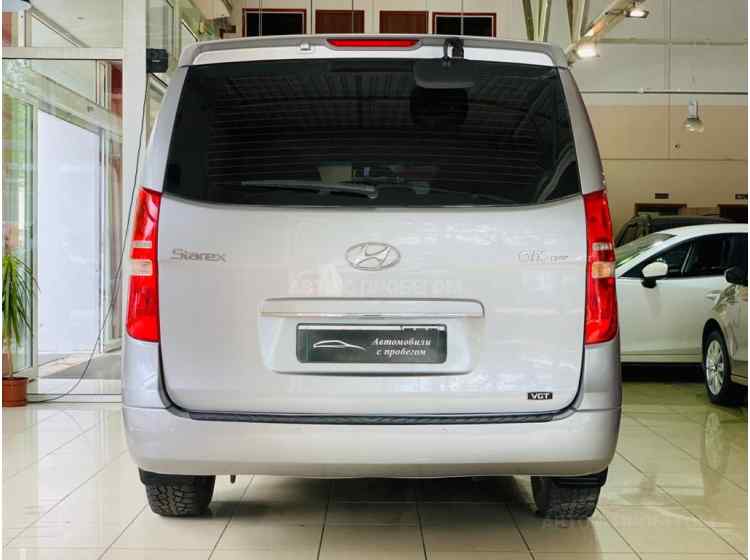 Hyundai Grand Starex I