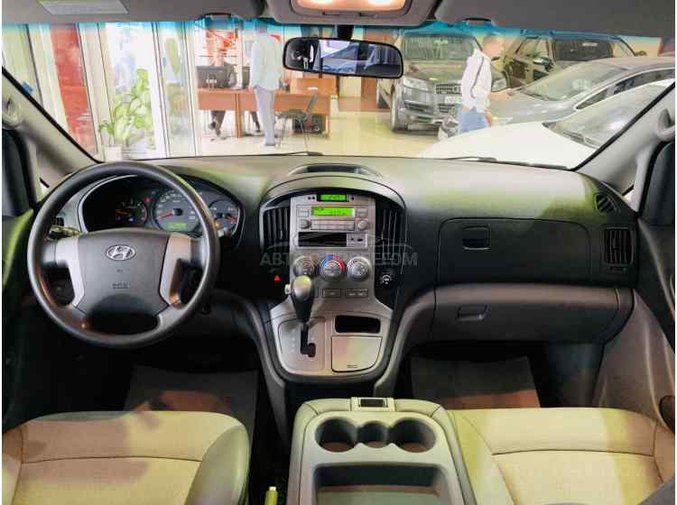 Hyundai Grand Starex I