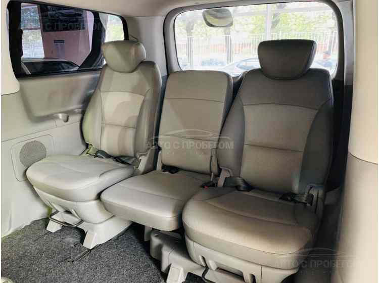 Hyundai Grand Starex I