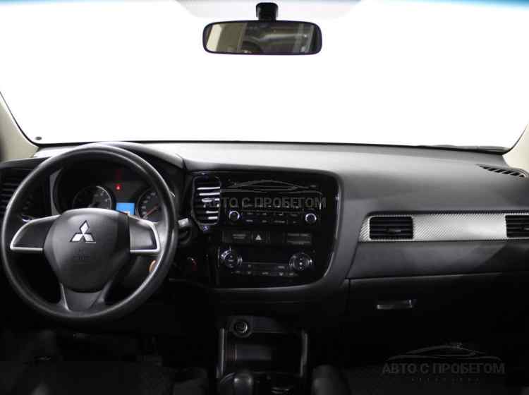 Mitsubishi Outlander III