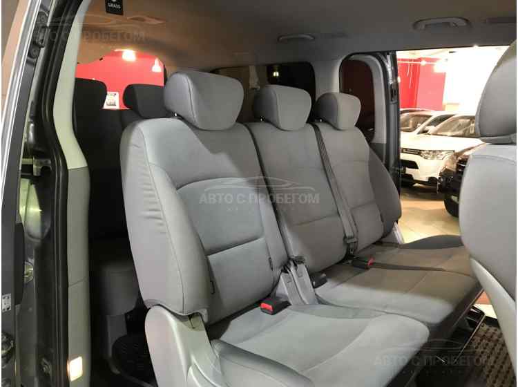 Hyundai Grand Starex I