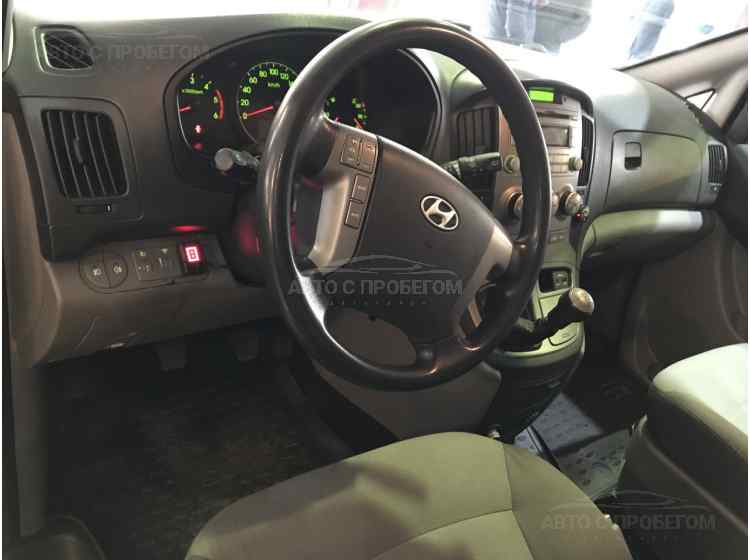 Hyundai Grand Starex I