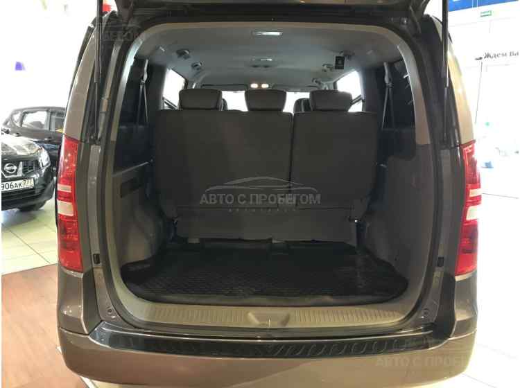 Hyundai Grand Starex I