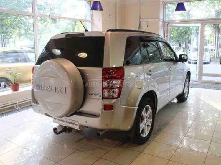 Suzuki Grand Vitara III