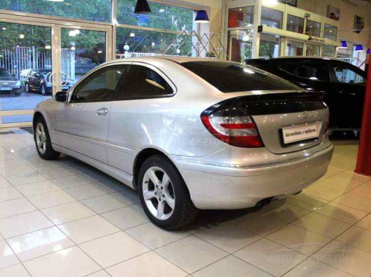 Mercedes-Benz C-Класс III (W204)