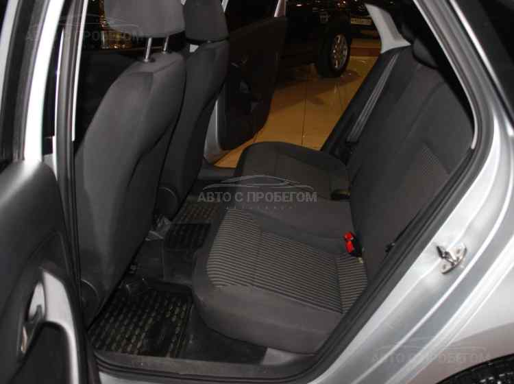 Volkswagen Polo IV Рестайлинг