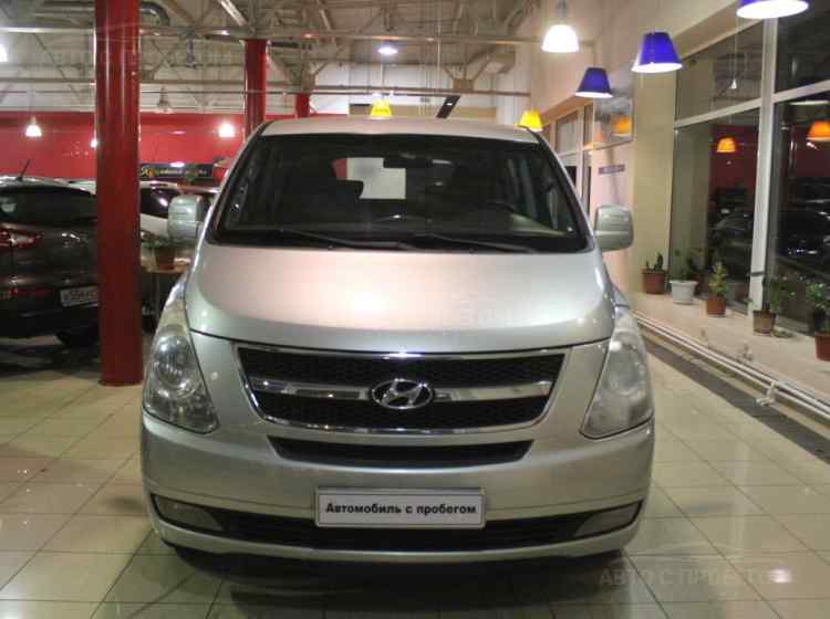 Hyundai Grand Starex I