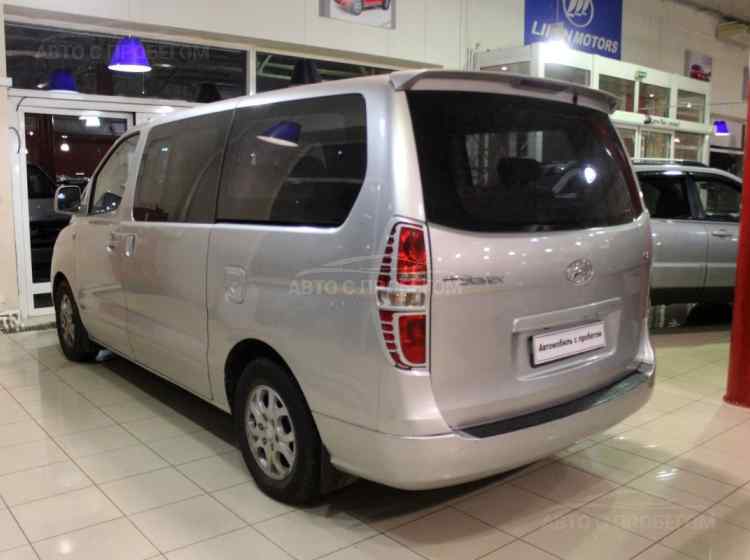 Hyundai Grand Starex I