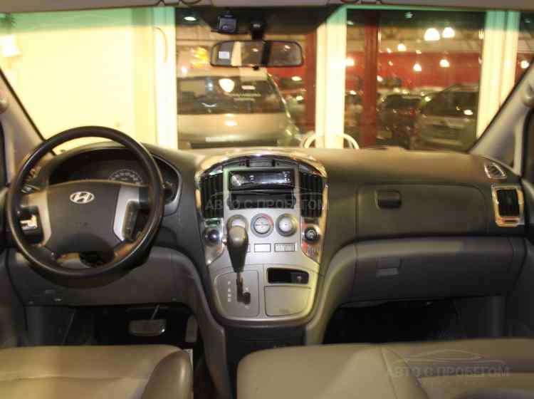 Hyundai Grand Starex I