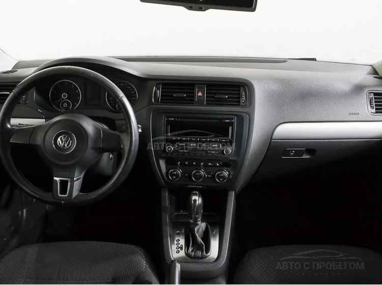 Volkswagen Jetta VI