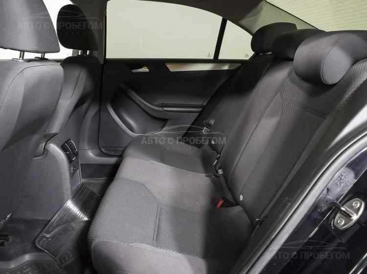 Volkswagen Jetta VI