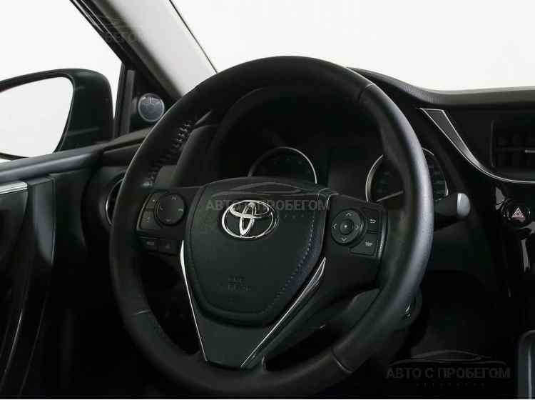 Toyota Corolla XII (E210)