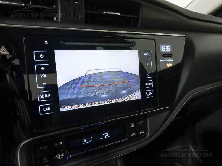 Toyota Corolla XII (E210)