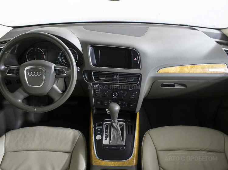 Audi Q5 I (8R)