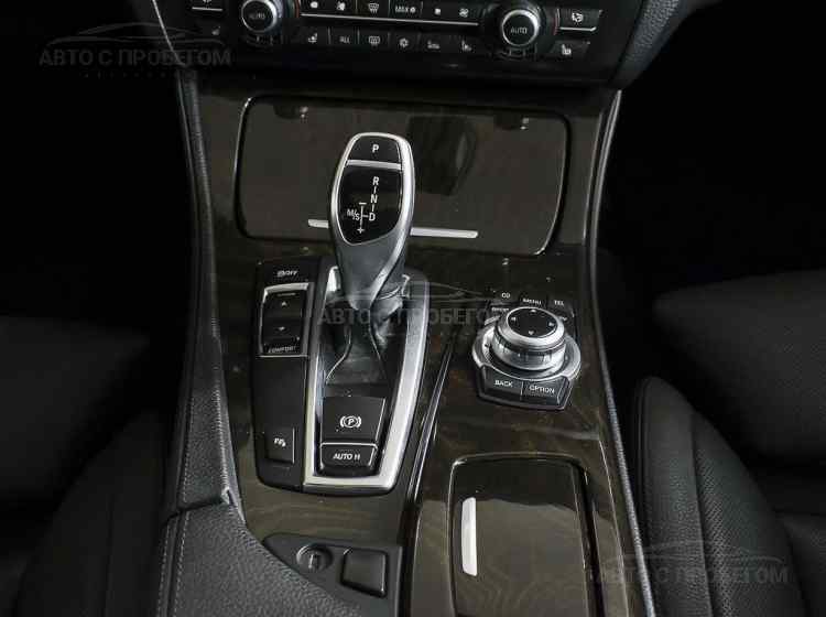 BMW 5 серии VI (F10/F11/F07)