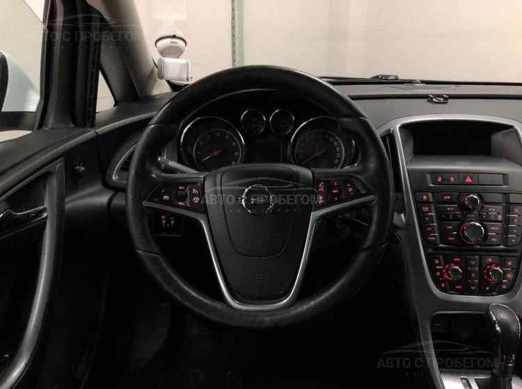 Opel Astra J Рестайлинг