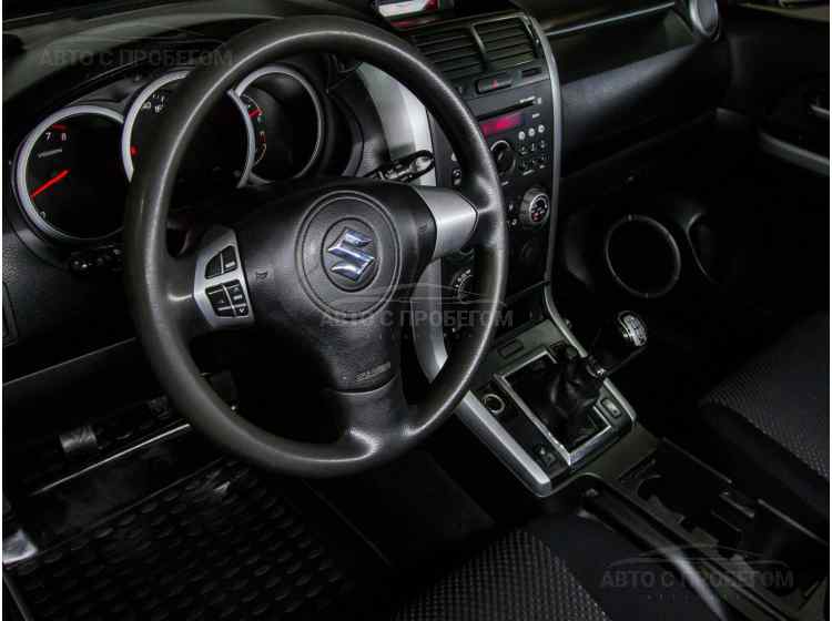 Suzuki Grand Vitara III