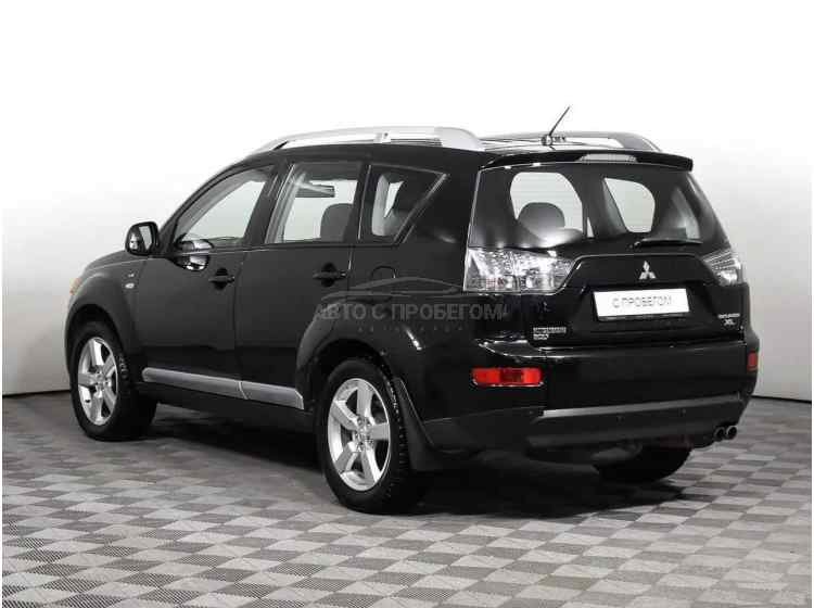 Mitsubishi Outlander II