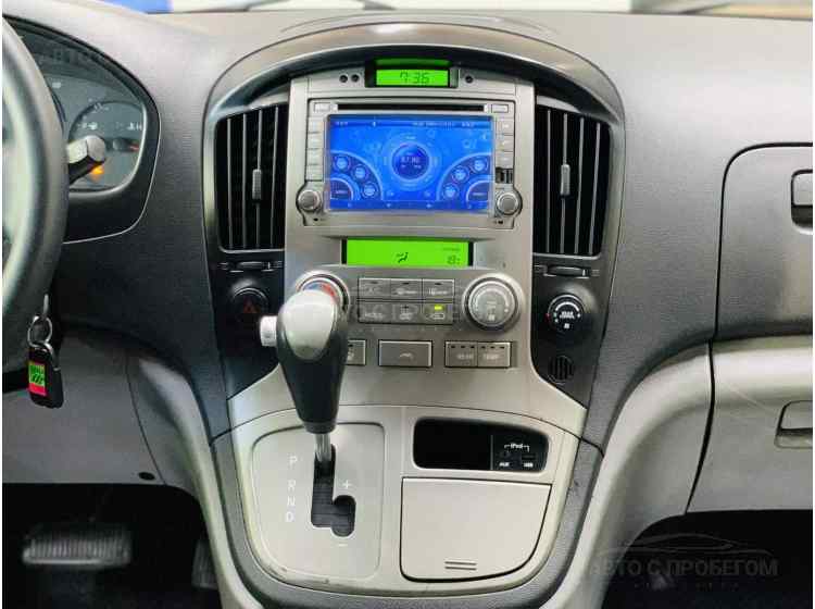 Hyundai Grand Starex I