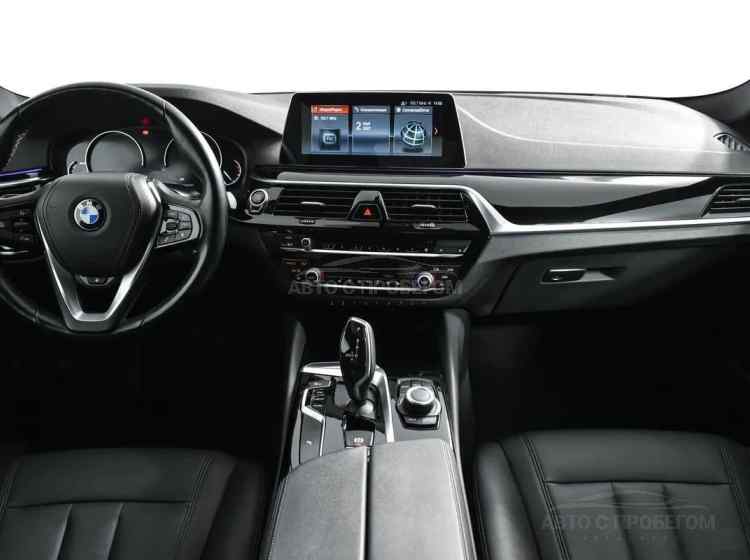 BMW 5 серии VII (G30/G31)