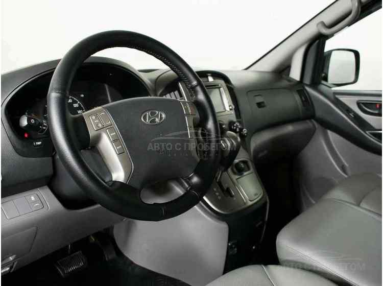 Hyundai Grand Starex I