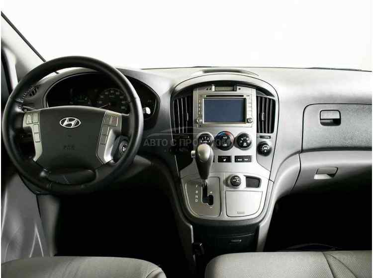 Hyundai Grand Starex I