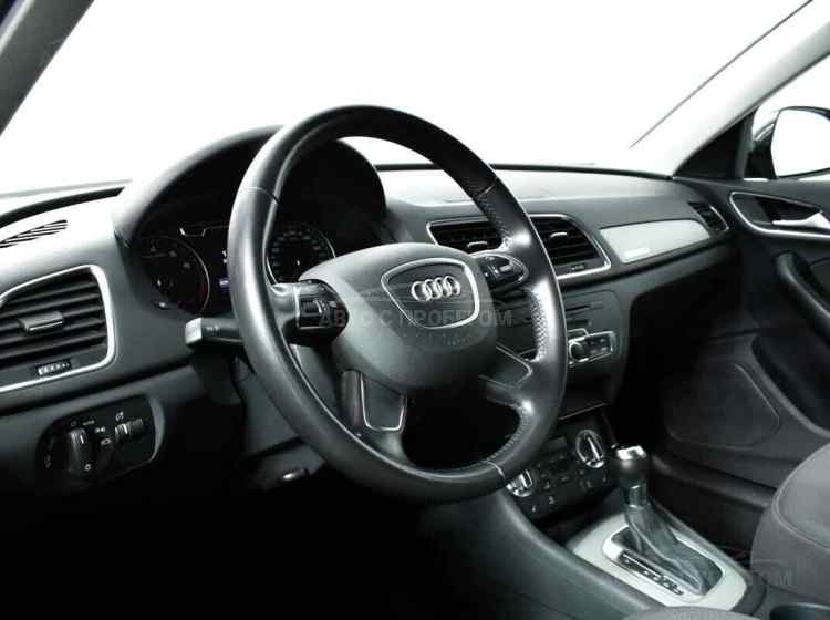 Audi Q3 I (8U)