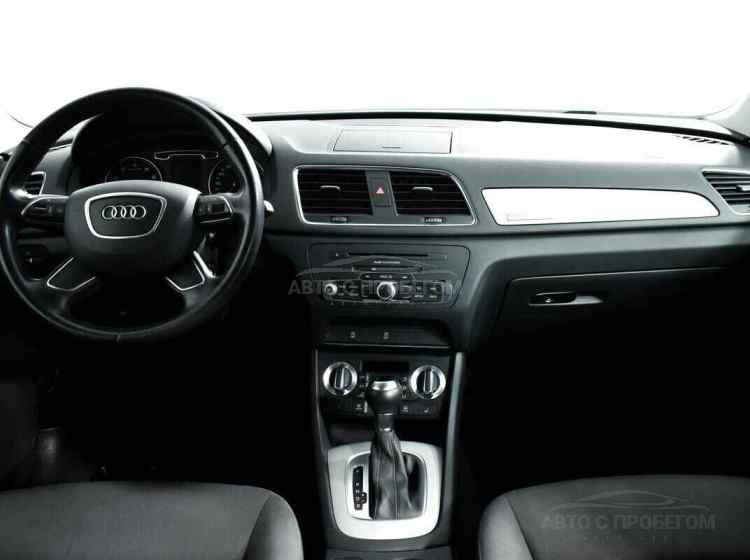 Audi Q3 I (8U)