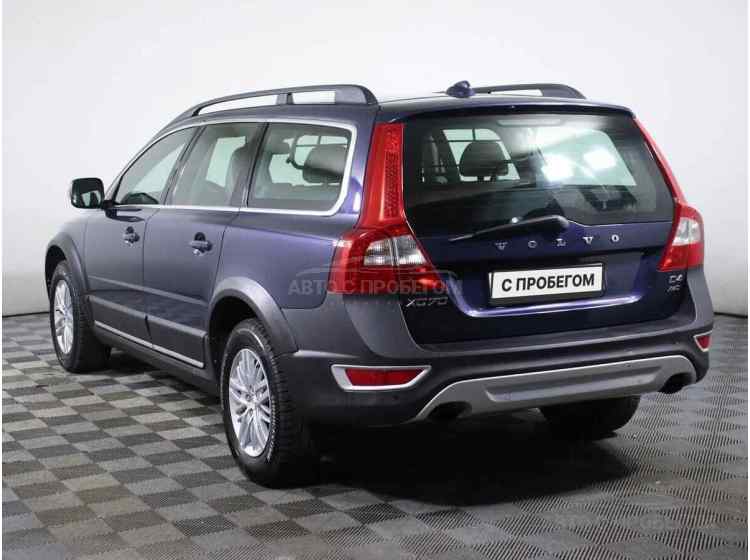 Volvo XC70 II