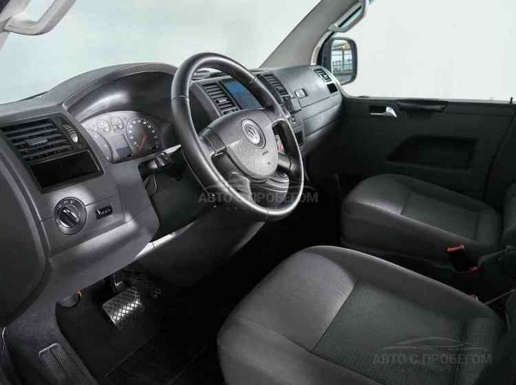 Volkswagen Caravelle T5