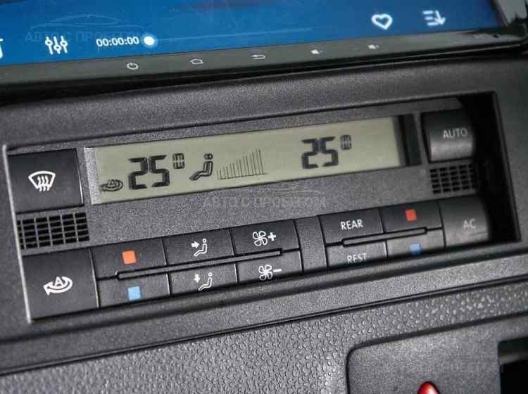 Volkswagen Caravelle T5