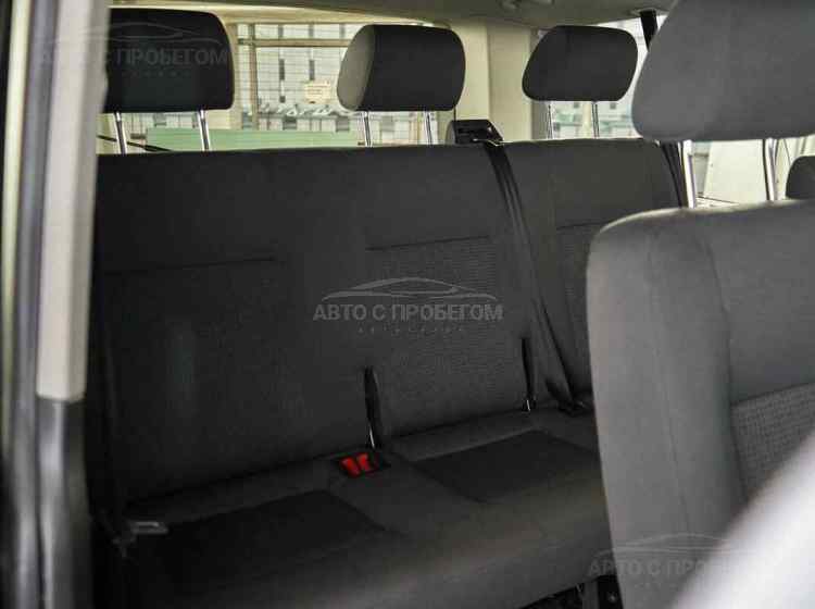 Volkswagen Caravelle T5