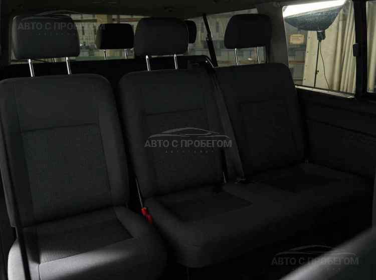 Volkswagen Caravelle T5