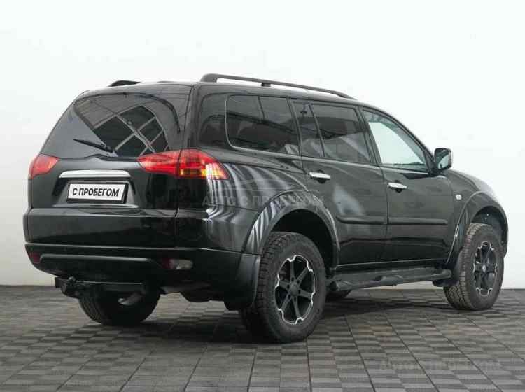 Mitsubishi Pajero Sport II