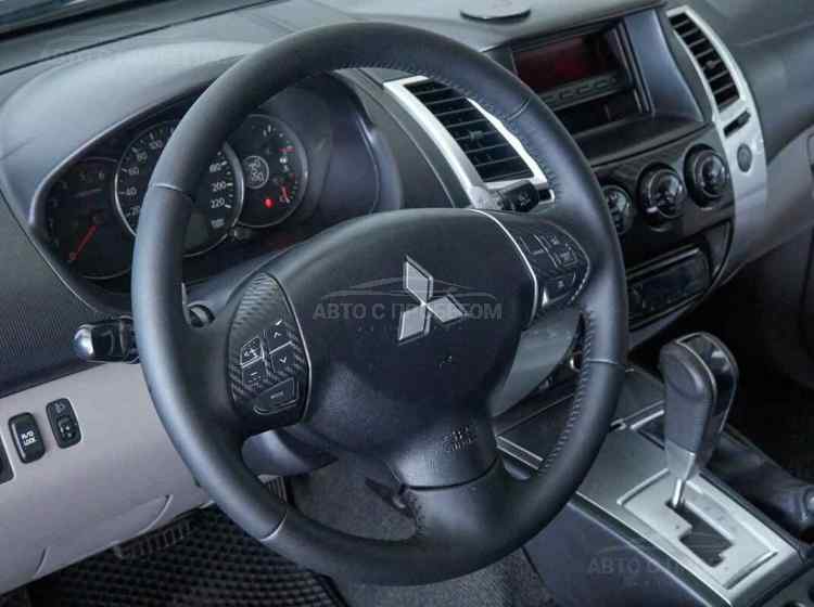 Mitsubishi Pajero Sport II