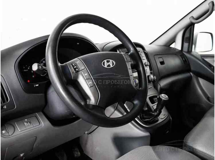 Hyundai Grand Starex I