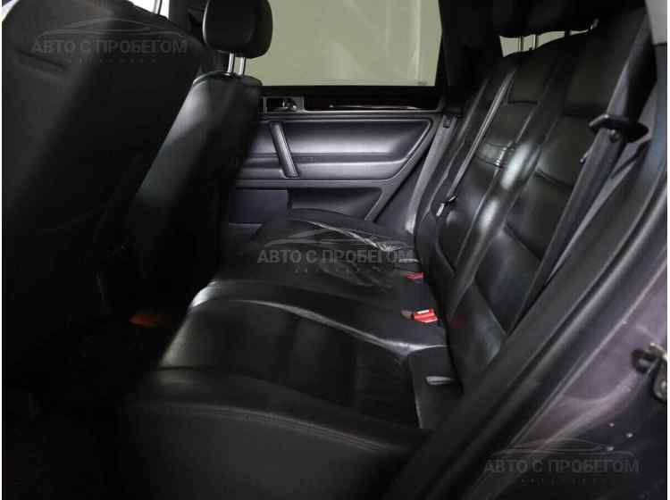 Volkswagen Touareg I Рестайлинг