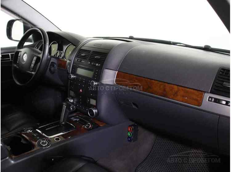 Volkswagen Touareg I Рестайлинг