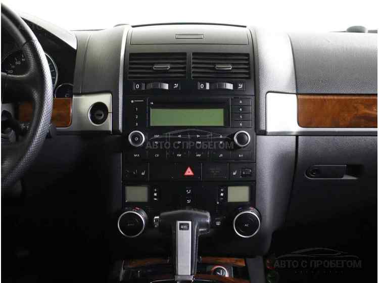 Volkswagen Touareg I Рестайлинг