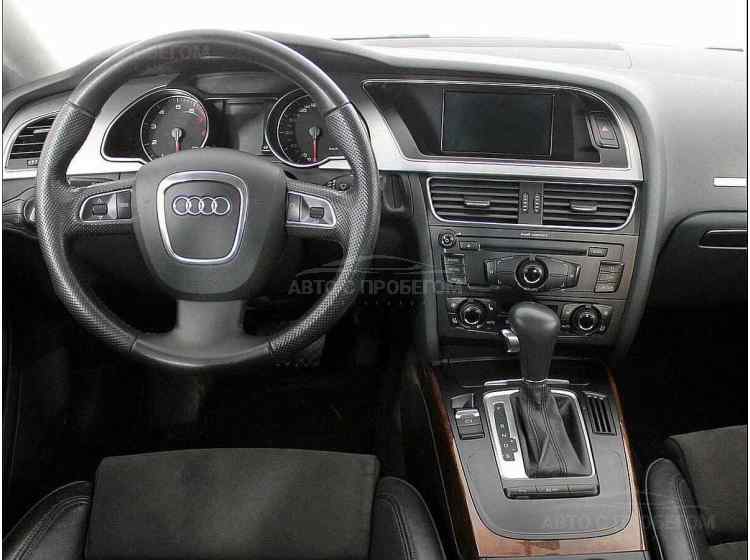Audi A5 I (8T)