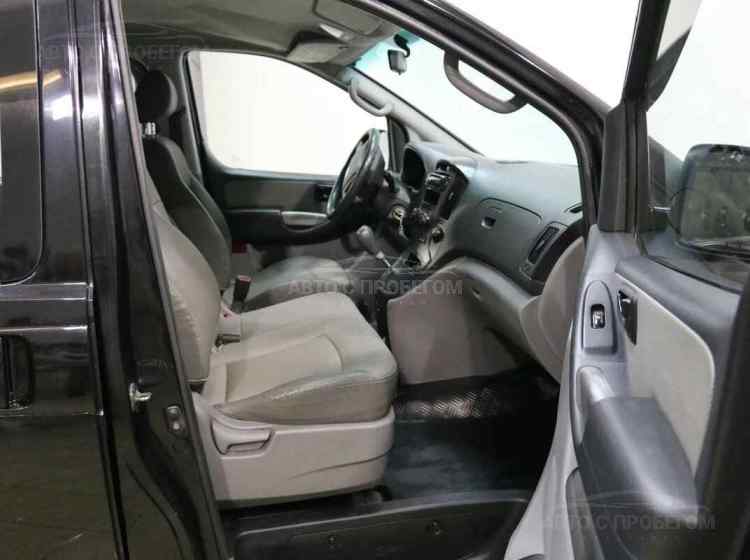 Hyundai Grand Starex I