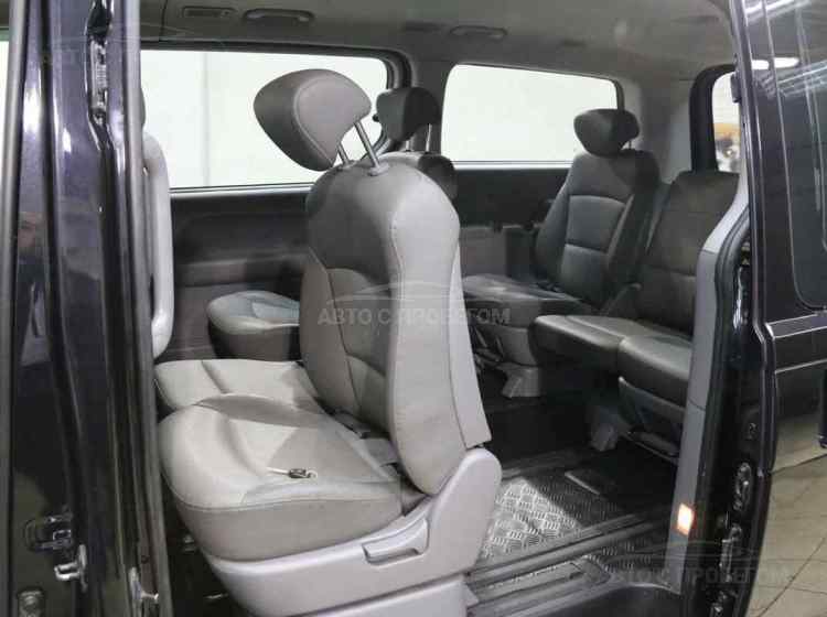 Hyundai Grand Starex I